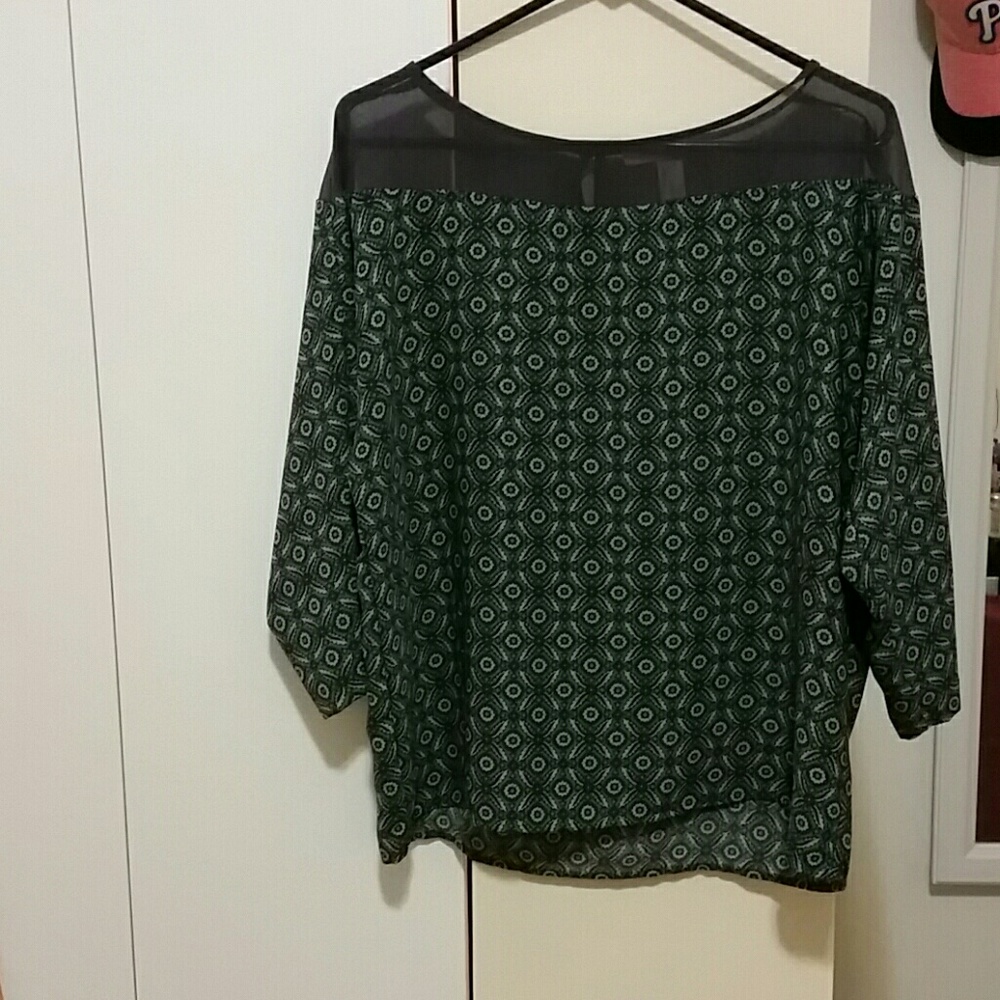 Forever 21 Contemporary Blouse