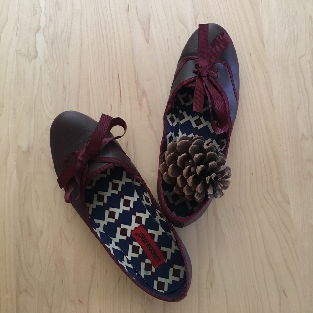 Maroon Bow Tie Flats