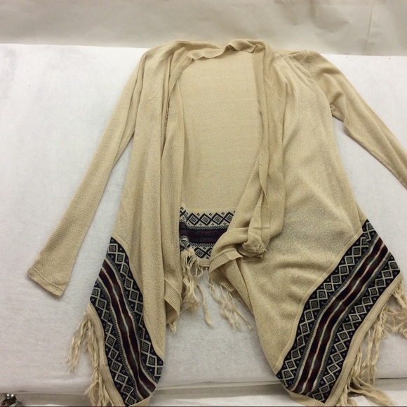 L.A Hearts Cream Native Print Fringed Cardigan New - Picture 2 of 4