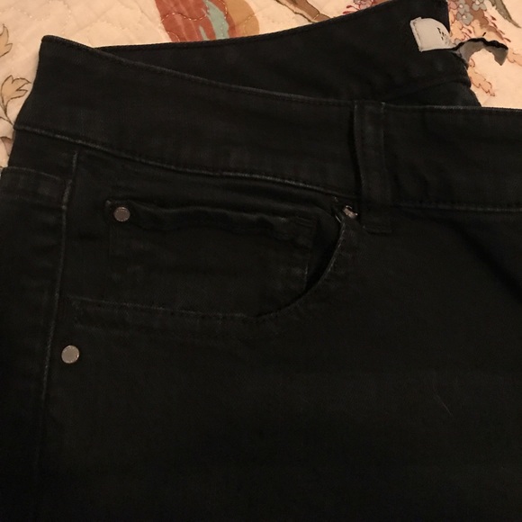 Jeans - Picture 2 of 5