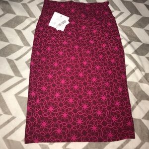 New with tags lularoe Cassie skirt size SMALL