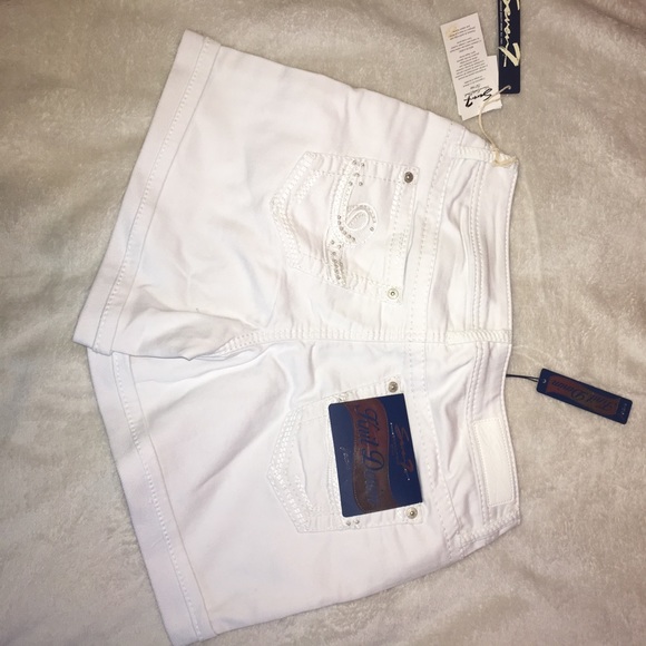 Shorts - Picture 2 of 2