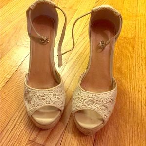 Aldo cream lace wedges