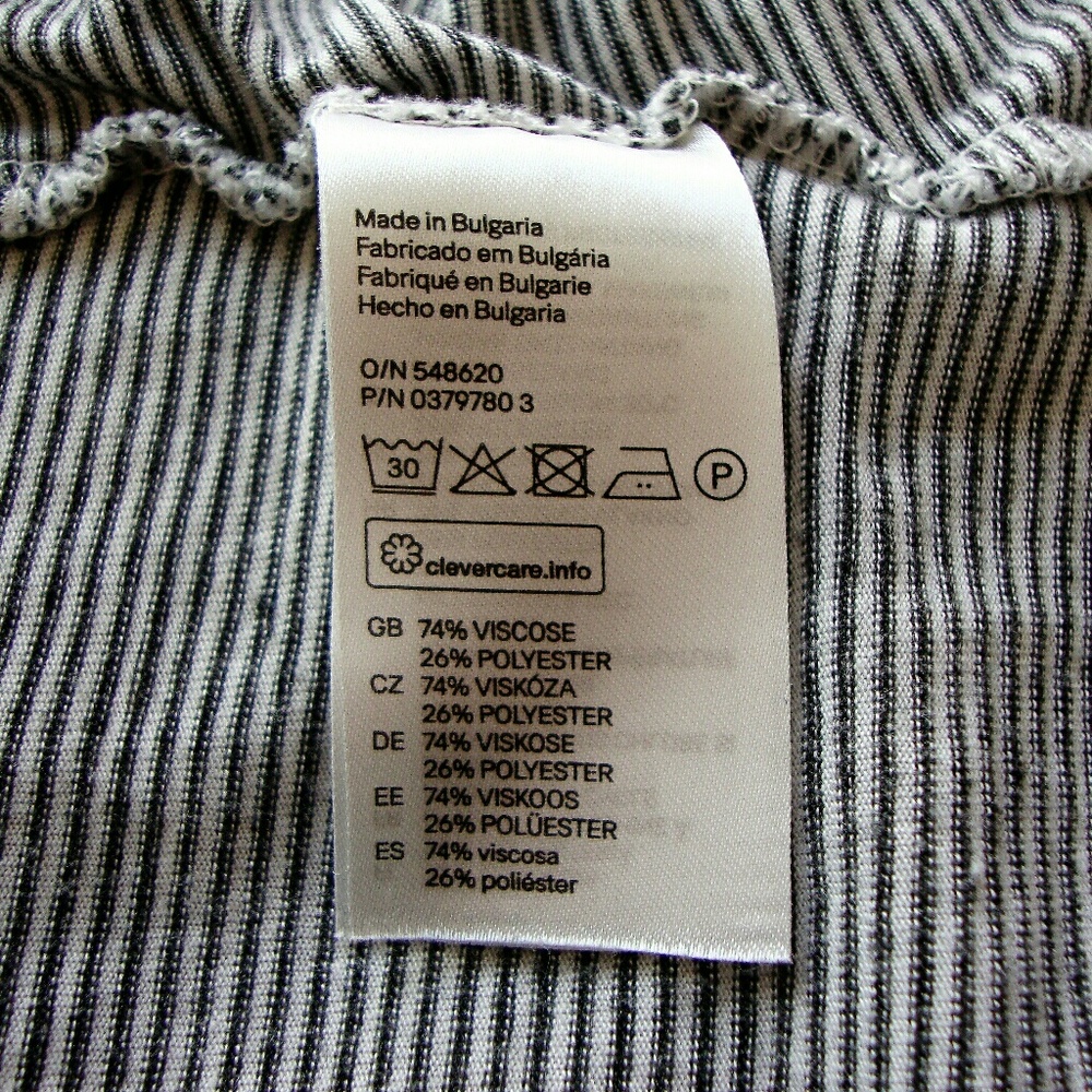 H&M • Striped Ringer Crop Top - Picture 6 of 6