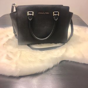 Michael Kors Medium Selma EUC