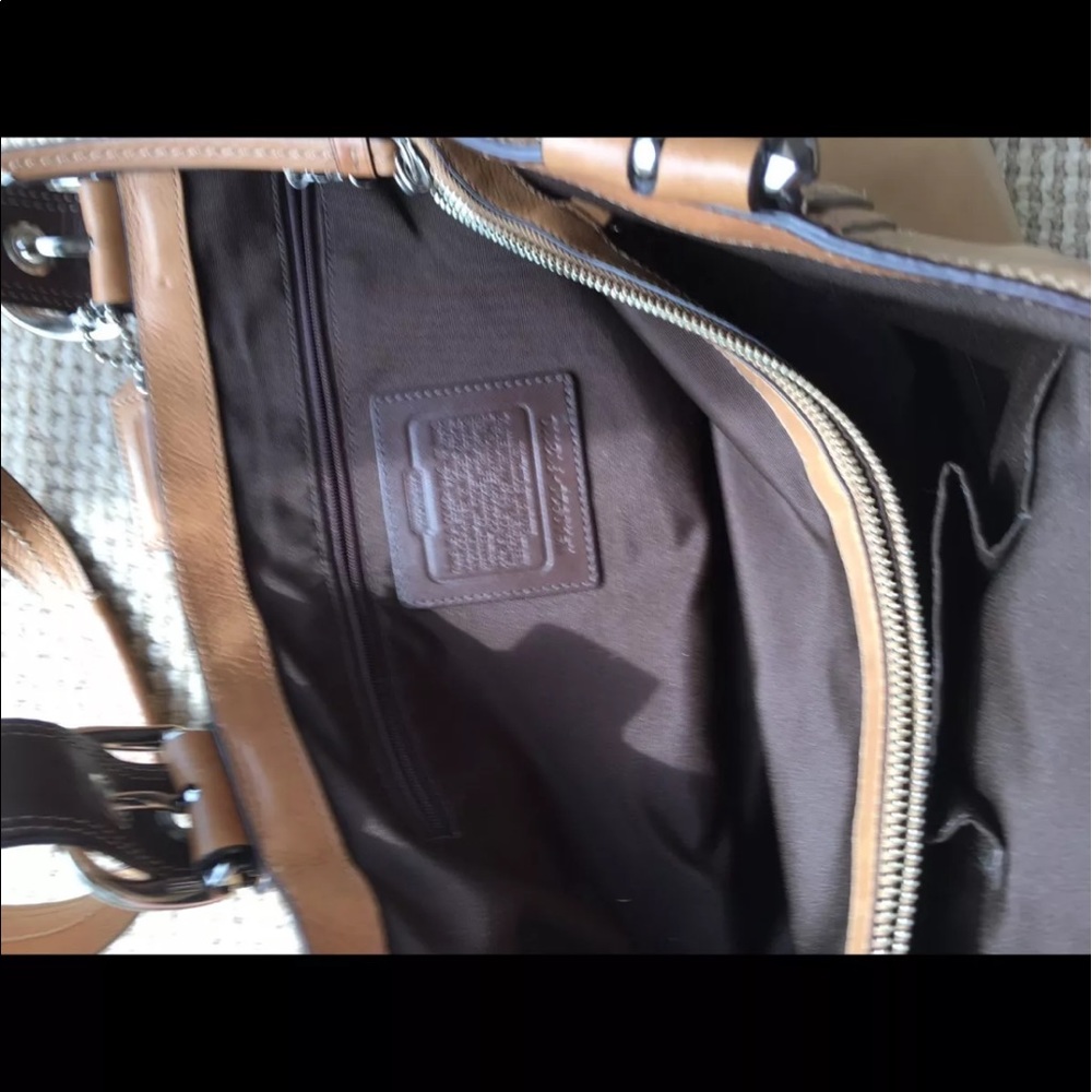 Coach Handbag - Picture 5 of 6