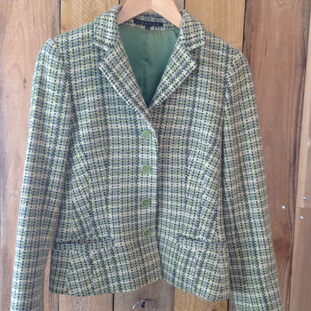 Theory Suit