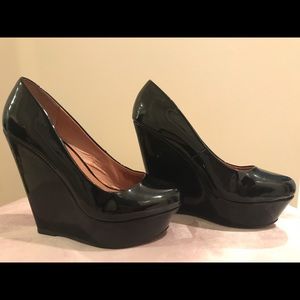 Aldo black wedge heels