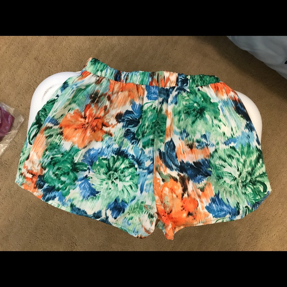 Floral multi colored high waisted flowy shorts
