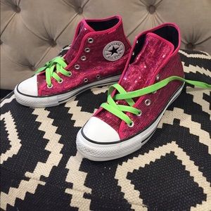 Pink converse