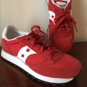 Saucony: red Jazz Original