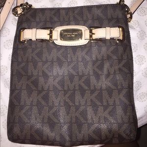 michael kors purse