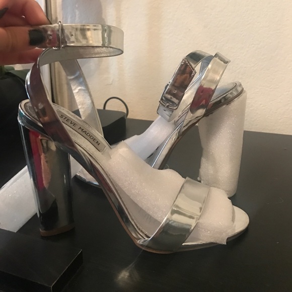 Steve Madden Heels - Picture 1 of 4