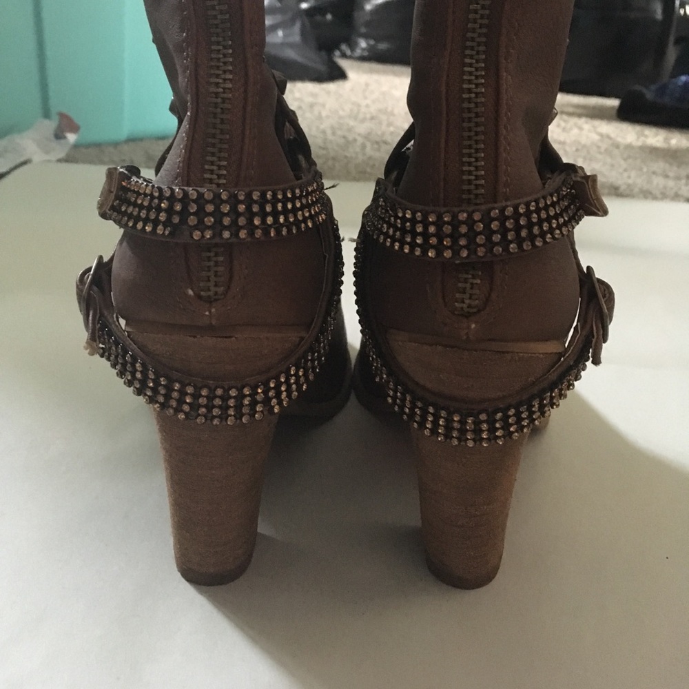 Buckle Boots - Picture 3 of 6