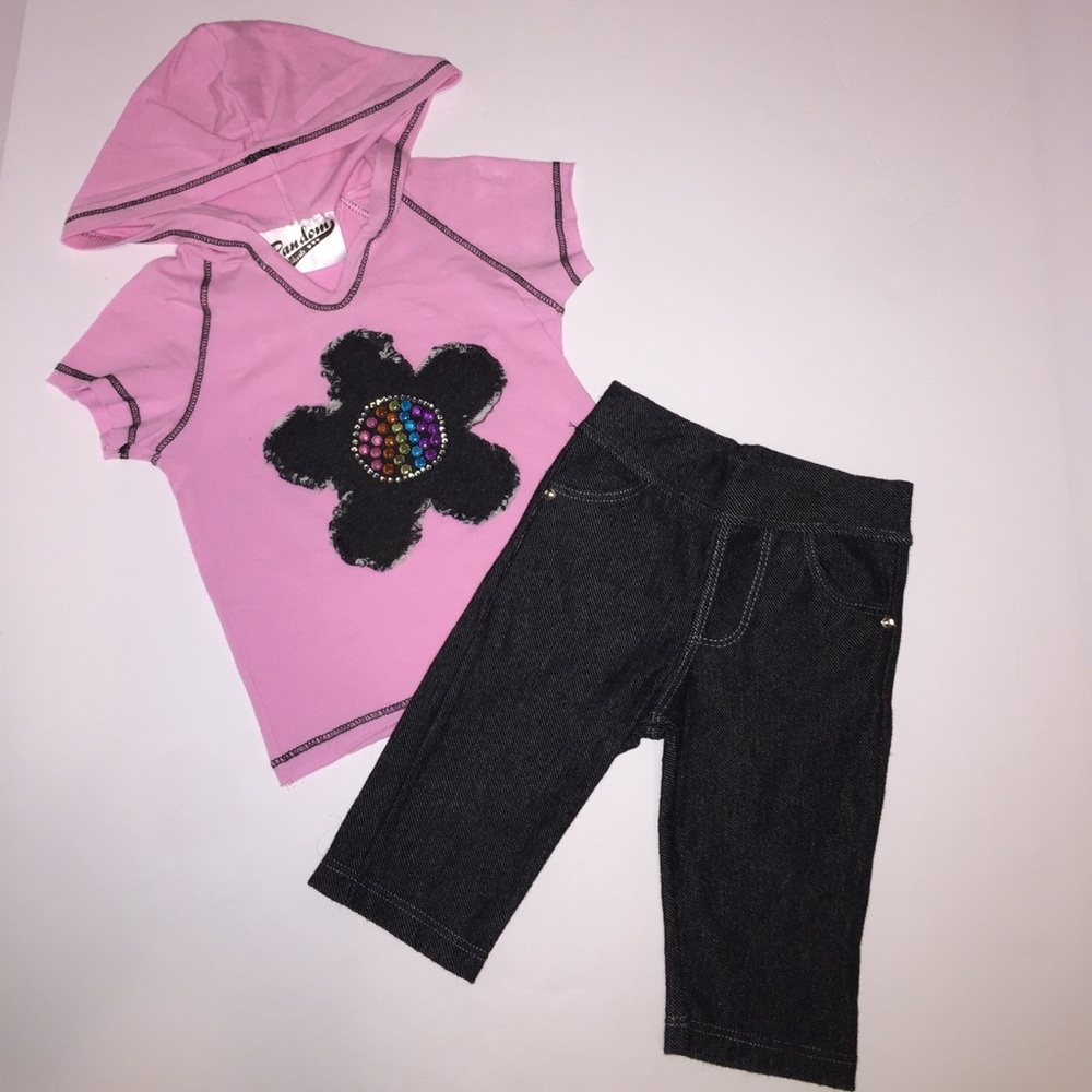 Adorable Boutique size 12 months 2 piece Outfit