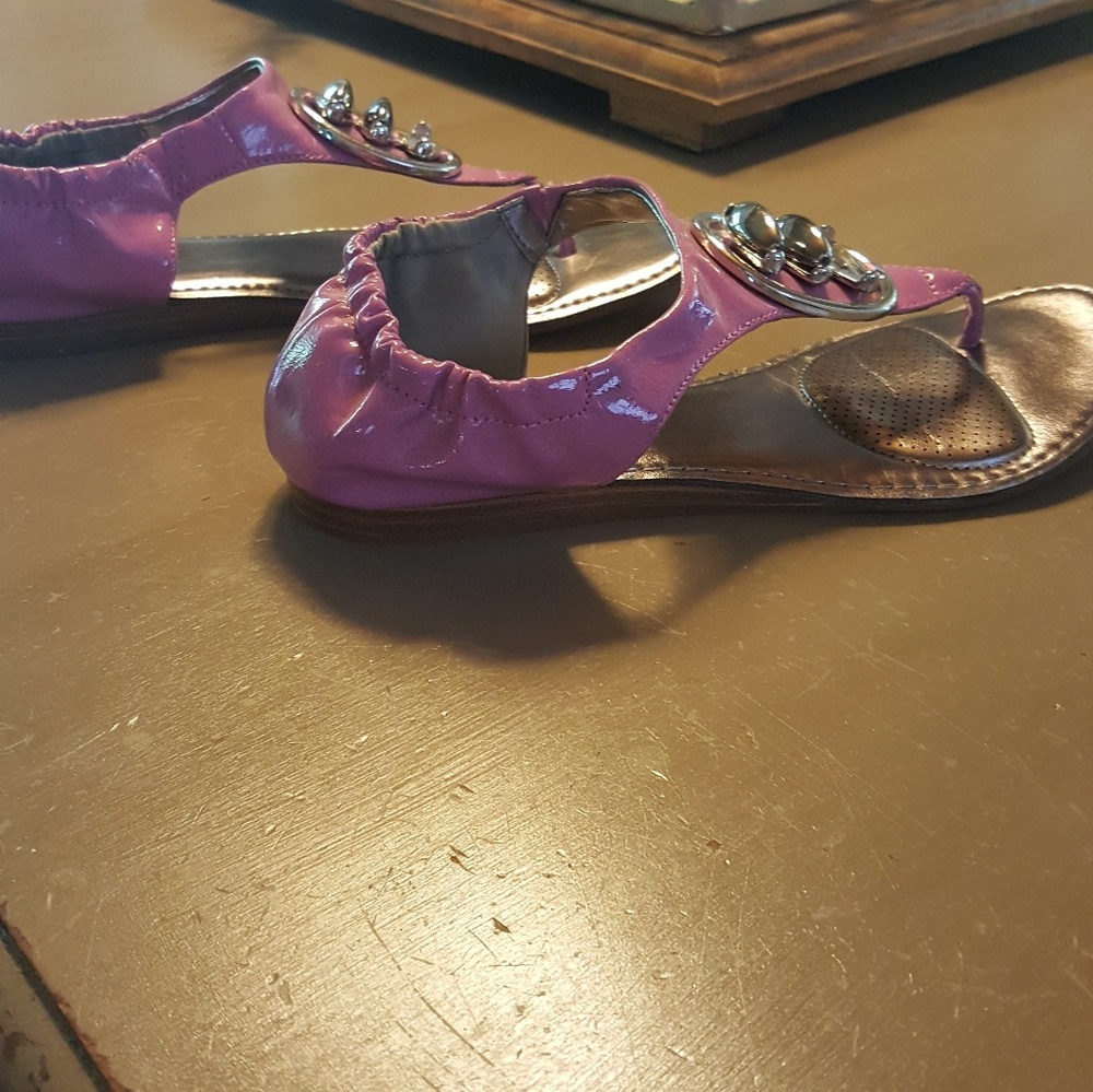 Pink sandals - Picture 2 of 3