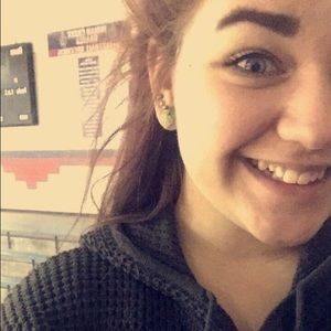 Meet your Posher, Mack