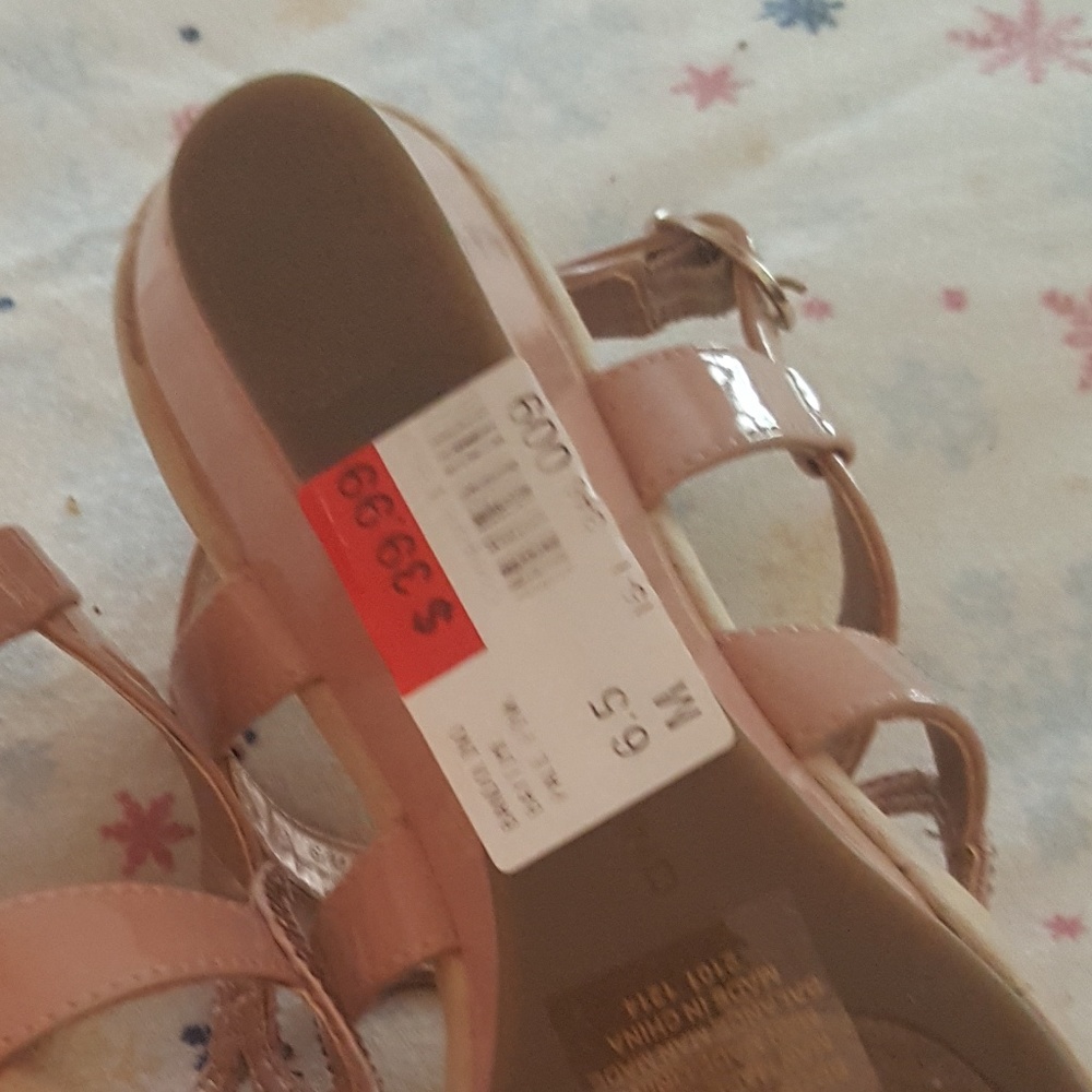 Sandals - Picture 2 of 2