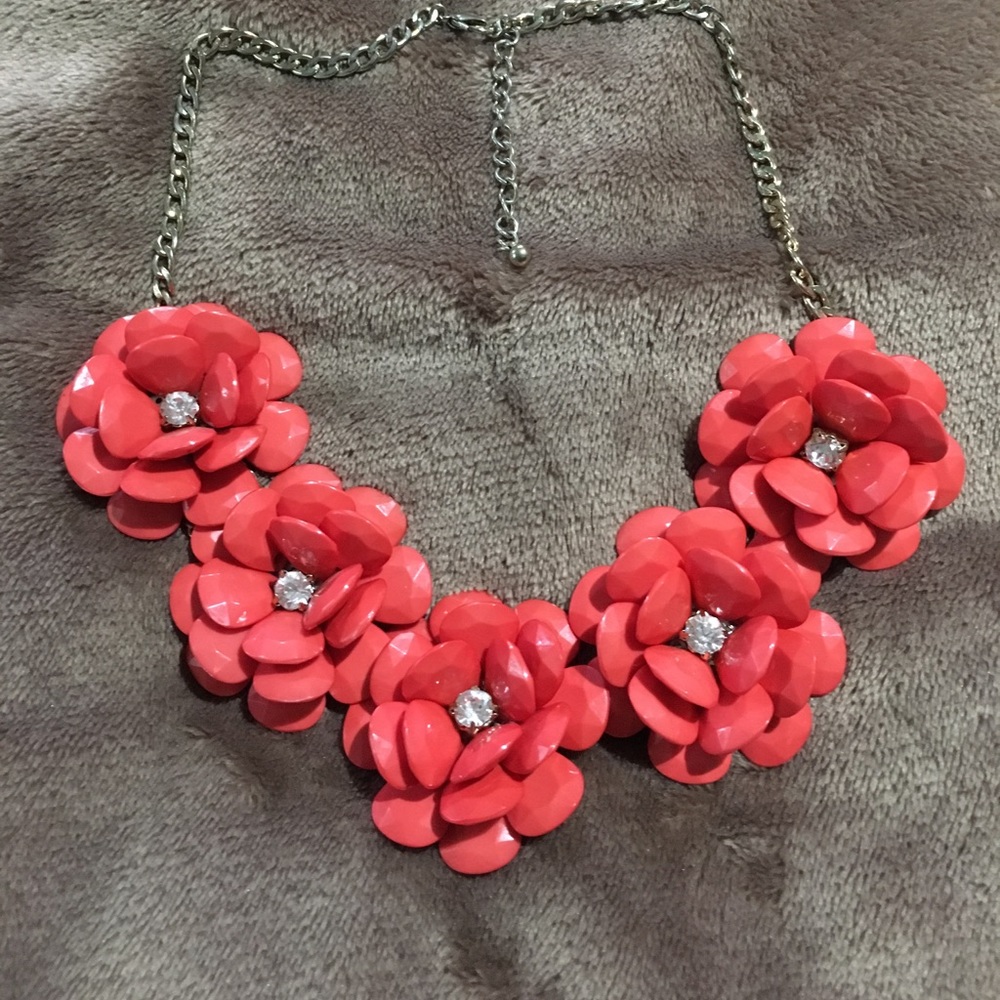 *SOLD* Jcrew large flower necklace