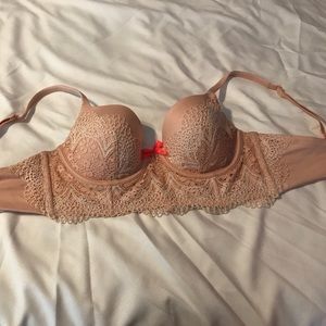 Cute peachy lace bra