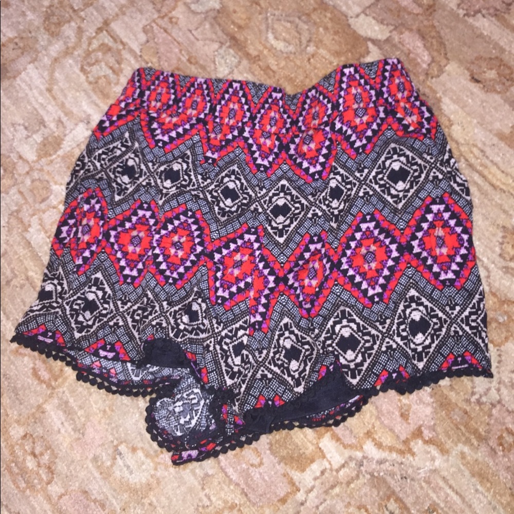 Nordstrom tribal flowy shorts