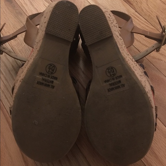 Leopard wedge sandals - Picture 3 of 4