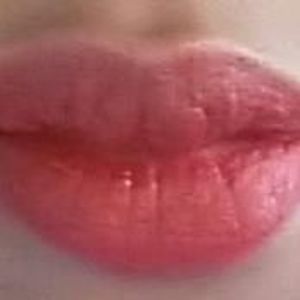 Meet your Posher, Latisha