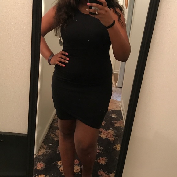 NWT Lenith Little Black Dress - Picture 2 of 3