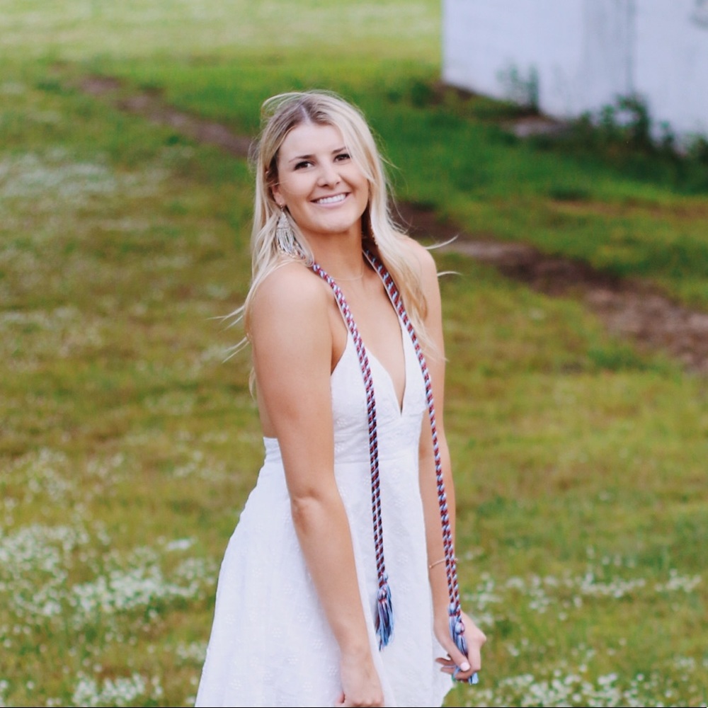 Meet your Posher, Brooke