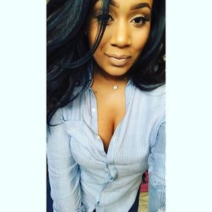 Meet your Posher, Alexandra