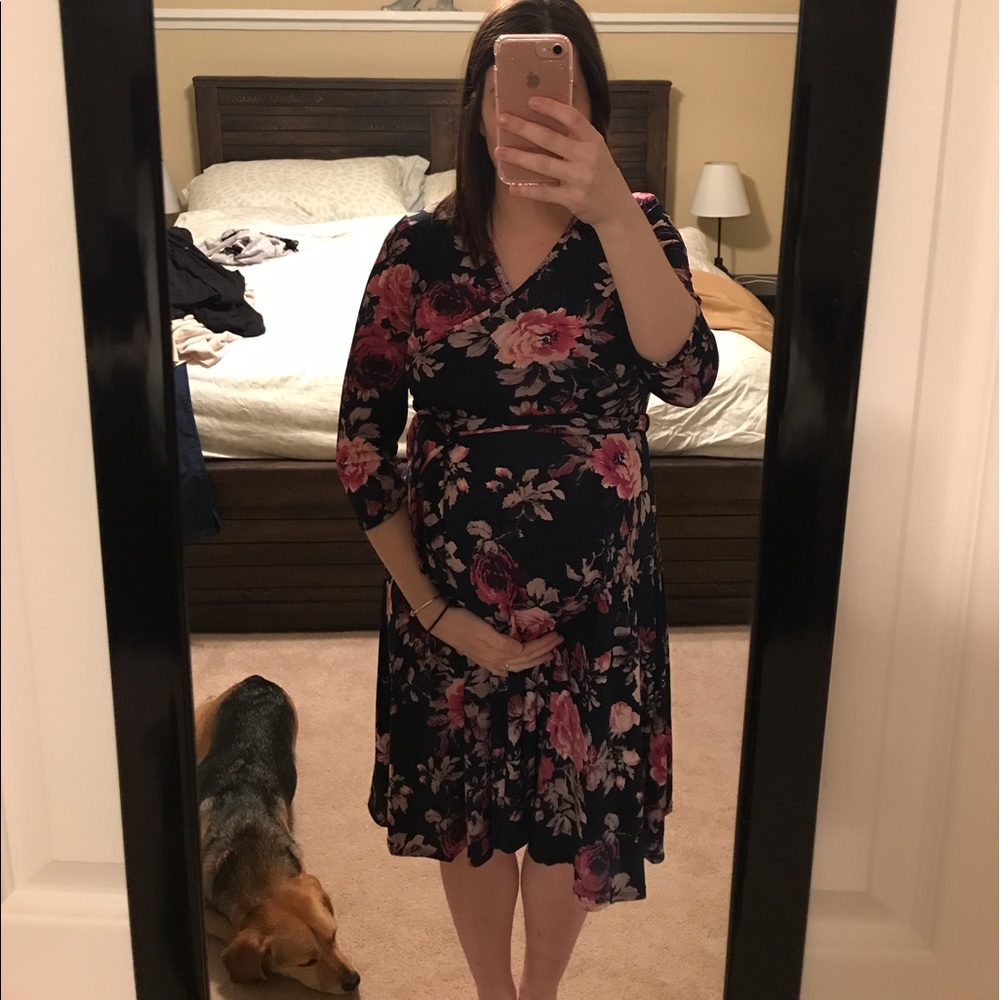 NWOT maternity wrap dress