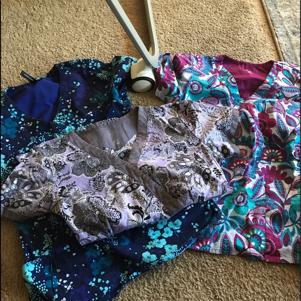 Xs scrub tops