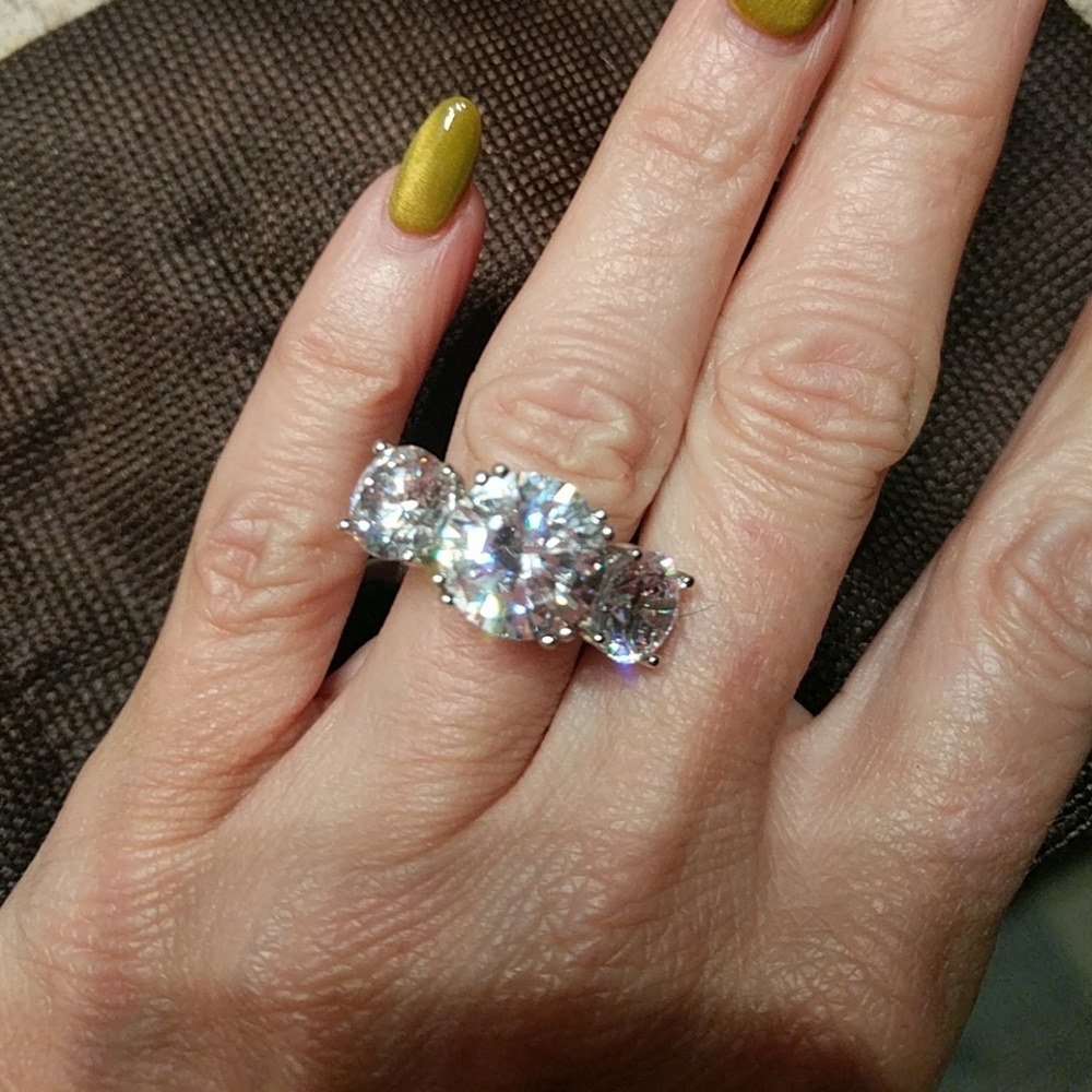 3 stone cz ring