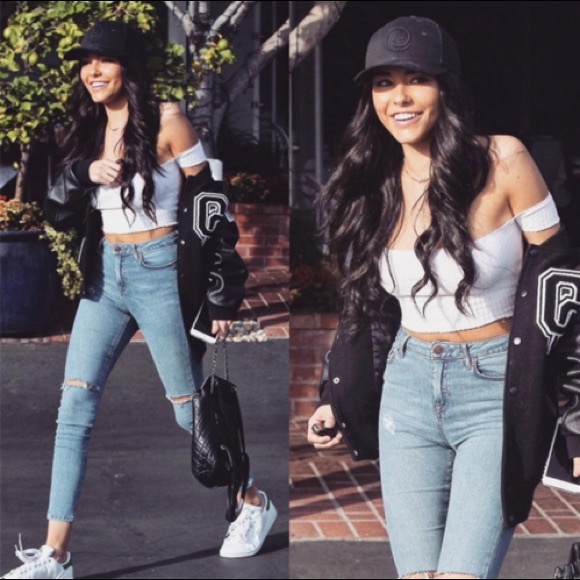 The Basic Off Shoulder Crop Top - Picture 3 of 7