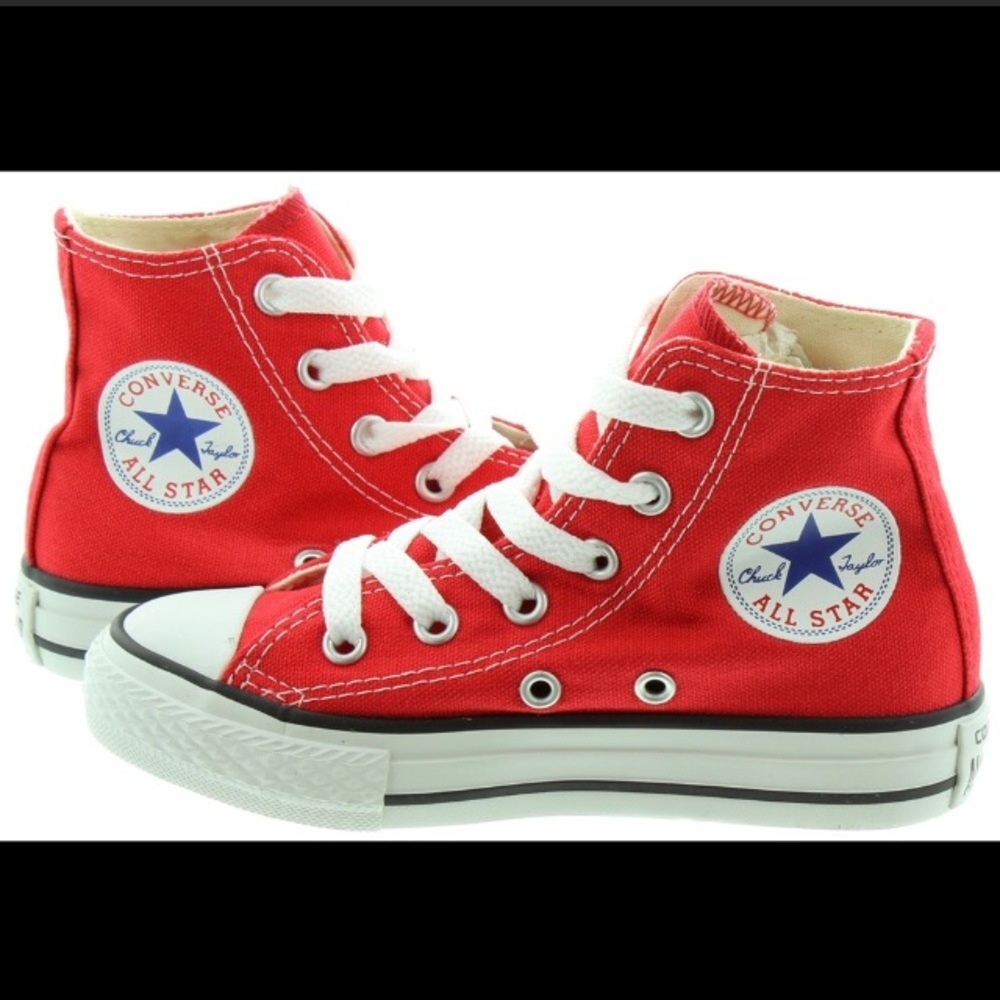 Red converse size 8