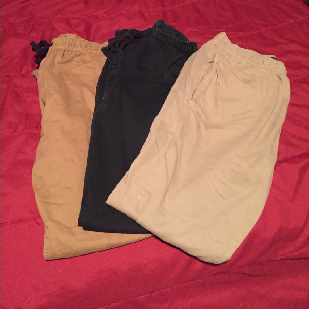 3 Pairs of American Eagle joggers
