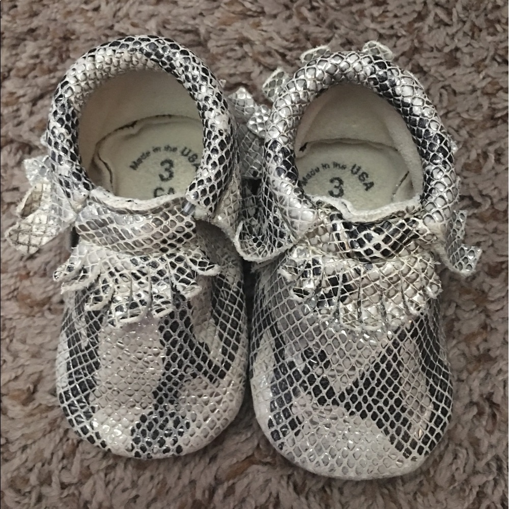 Freshly Picked Moccasins Size 3