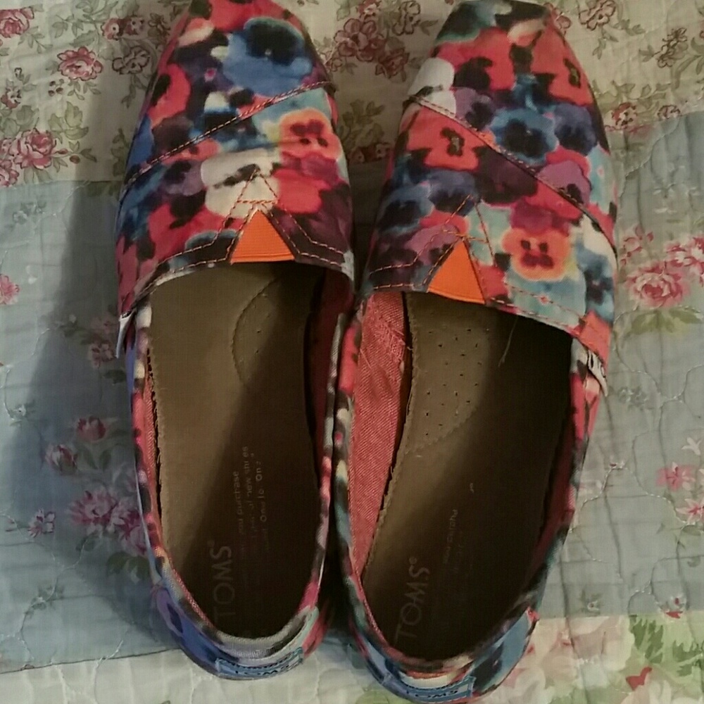 Floral toms