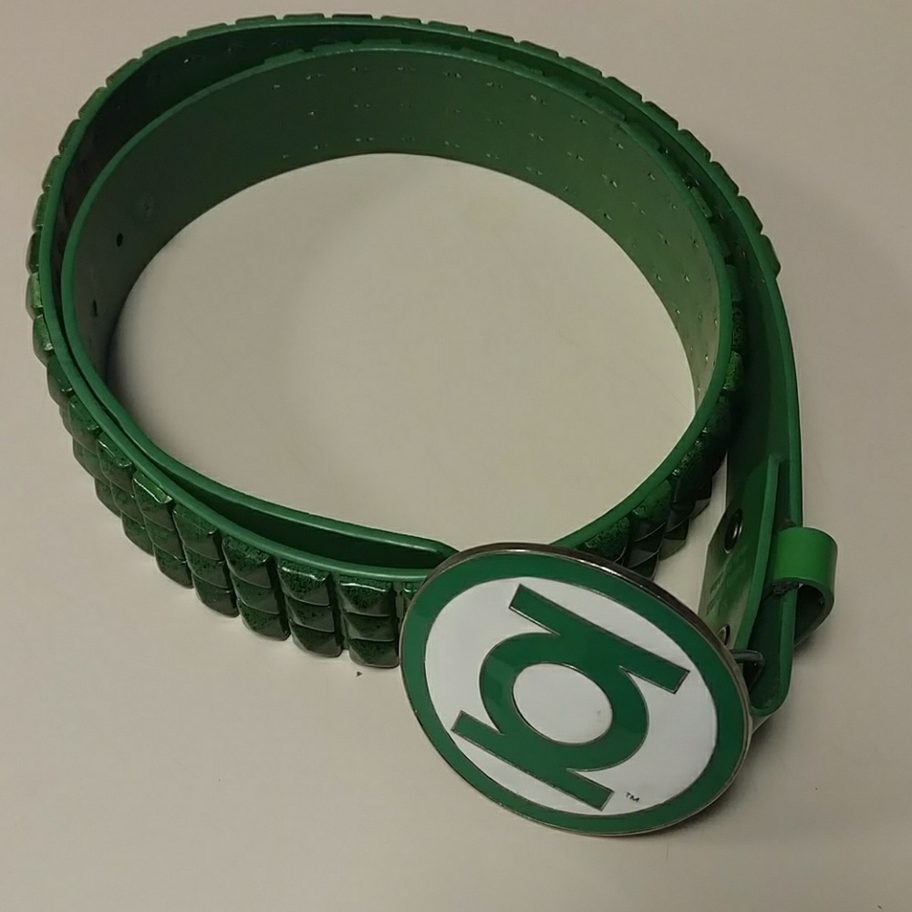 Studded belt w belt buckle