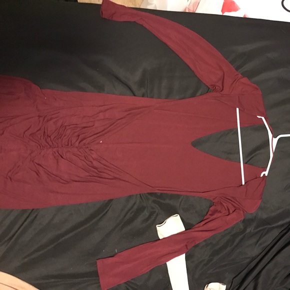 Deep V Dress back out - Picture 2 of 2