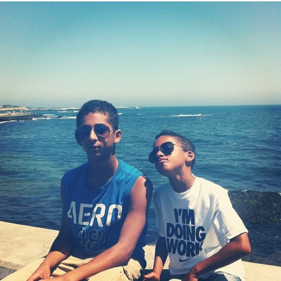 👋🏾 - Picture 2 of 2