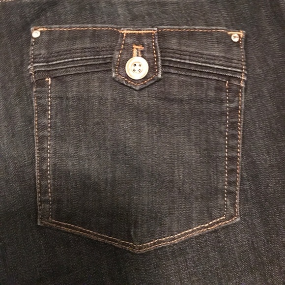Jeans - Picture 6 of 7