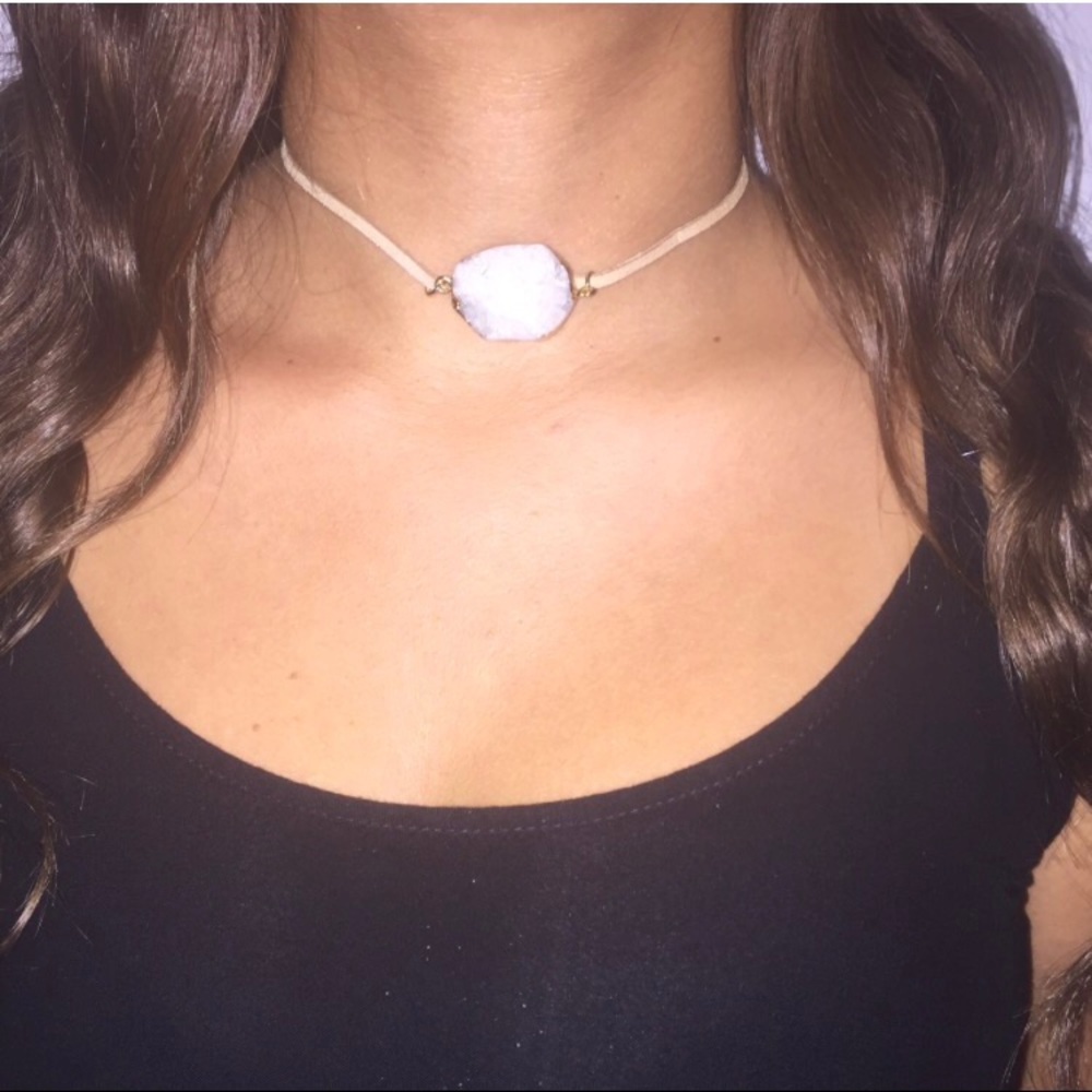 ❗️Natural stone choker❗️