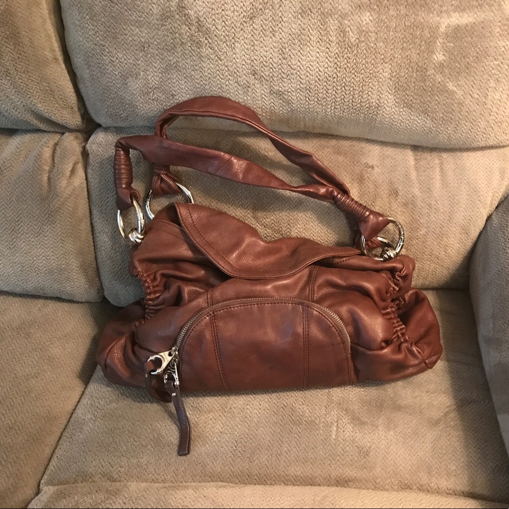 B. Makowsky handbag