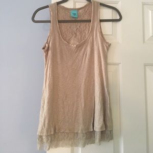 Tank top open lace back!