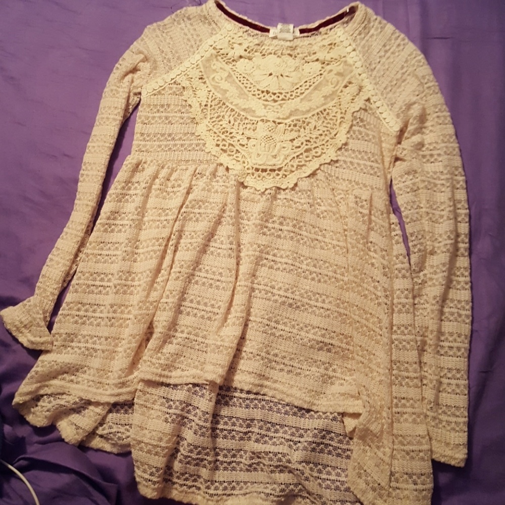Light and lacy high-low top