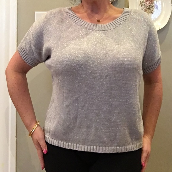 Banana Republic Grey Lightweight Sweater - Picture 4 of 4