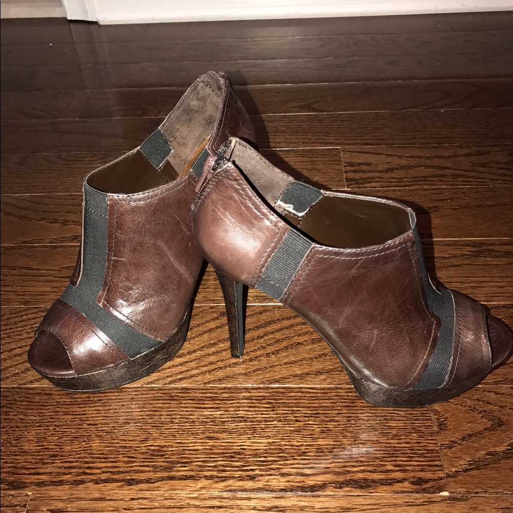 Jessica Simpson Booties!