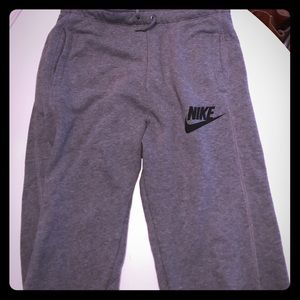 Nike sweat pant/ joggers