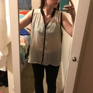 Women's Size XL Sheer Button-up Tank - B&W